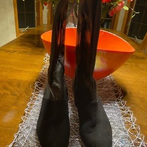 Italian brown suede and leather boots